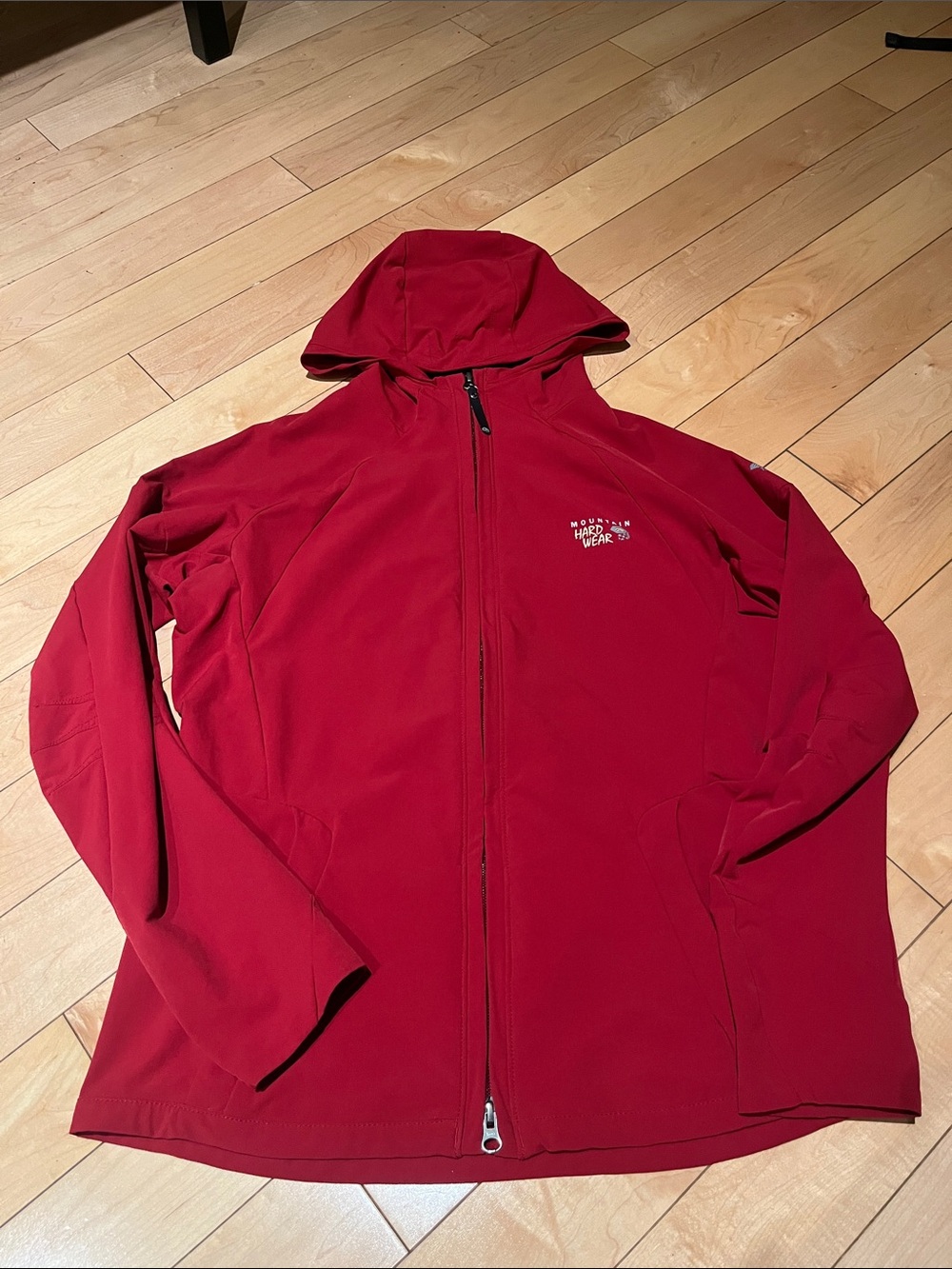 Mountain Hardwear Red Hooded Softshell Jacket - Full Zip